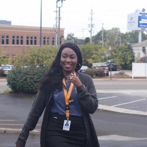 Meet your Posher, Samantha